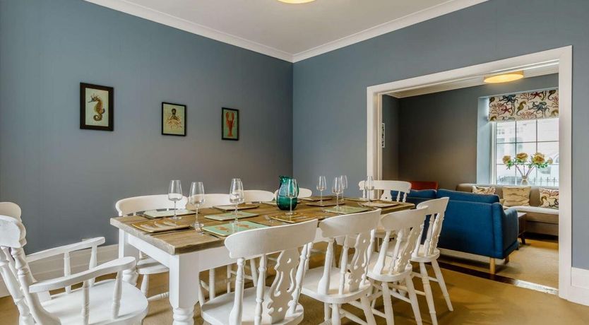 Photo of 5 Bed in Tenby