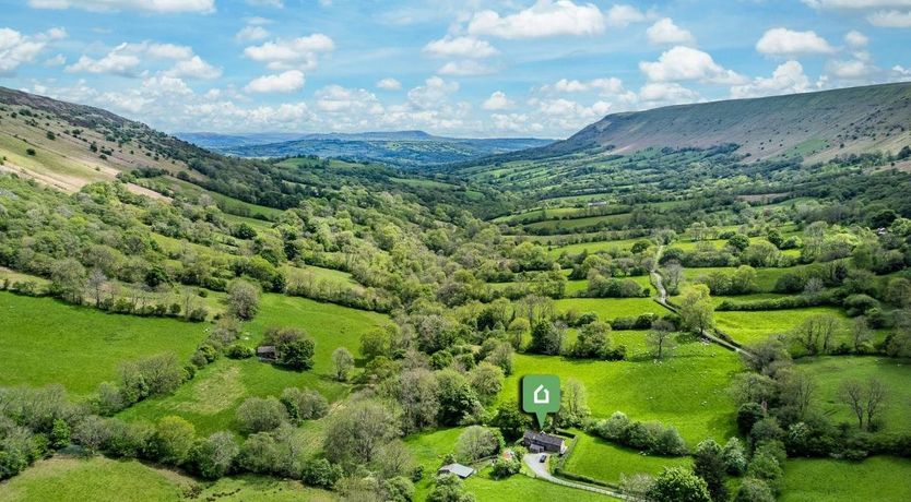 Photo of 4 Bed in Longtown