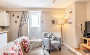 Photo of 2 Bed in Cosheston