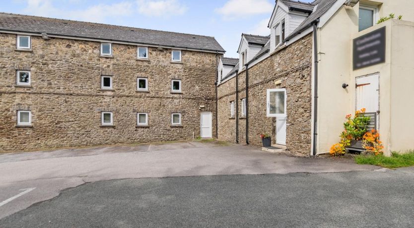 Photo of 2 Bed in Cosheston