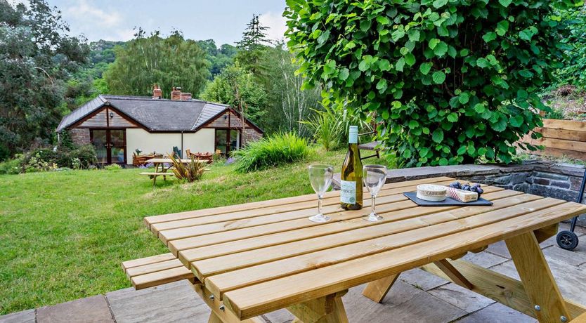 Photo of 2 Bed in Abergavenny