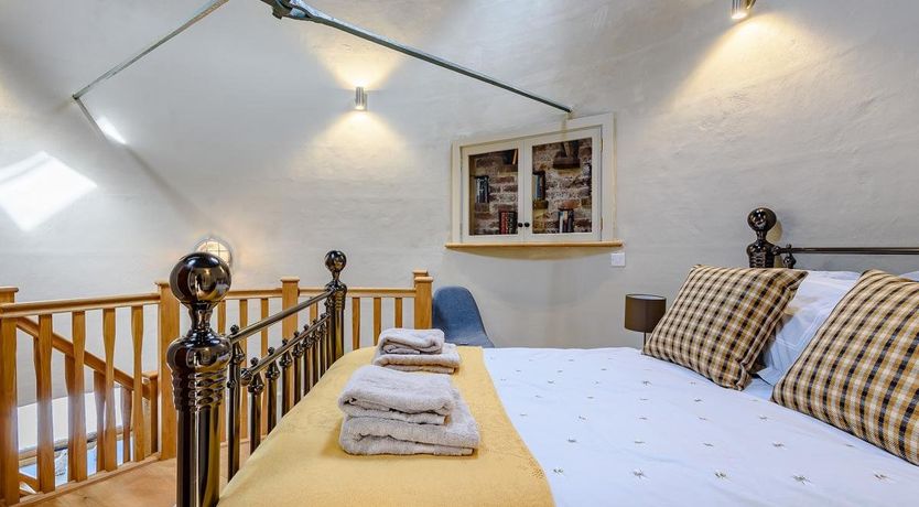 Photo of 1 Bed in Clearwell