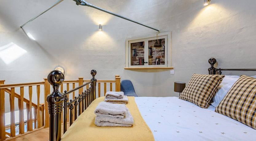 Photo of 1 Bed in Coleford