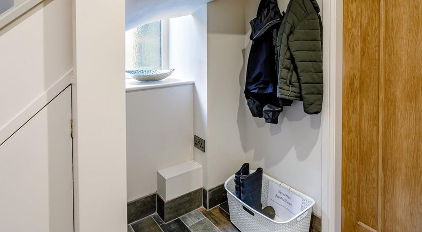 Photo of 1 Bed in Tansley