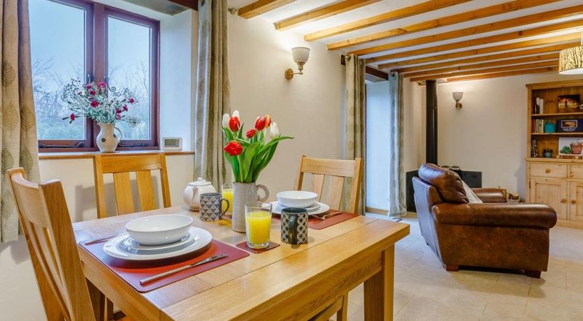 Photo of 1 Bed in Hartland