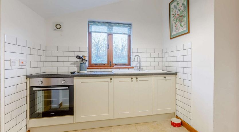 Photo of 1 Bed in Hartland