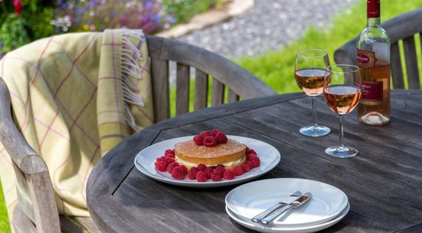 Photo of 1 Bed in Lower Chapel