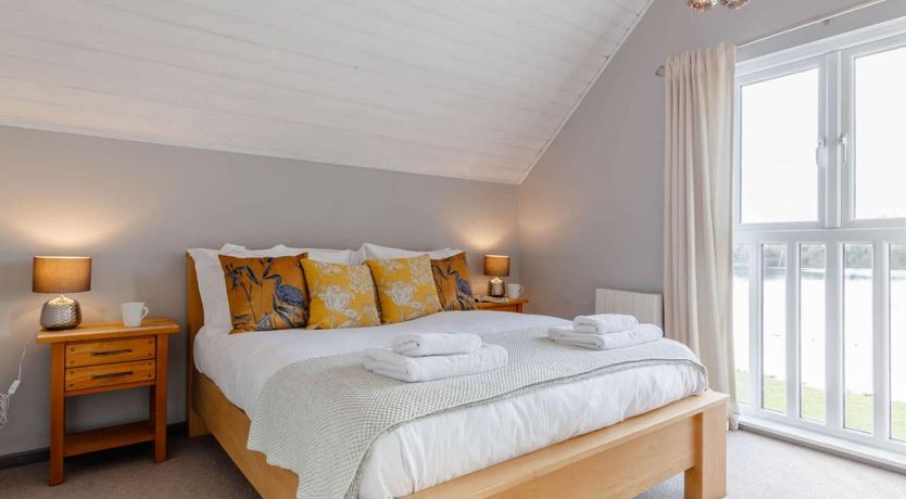 Photo of 3 Bed in South Cerney