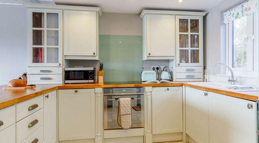 Photo of 3 Bed in South Cerney