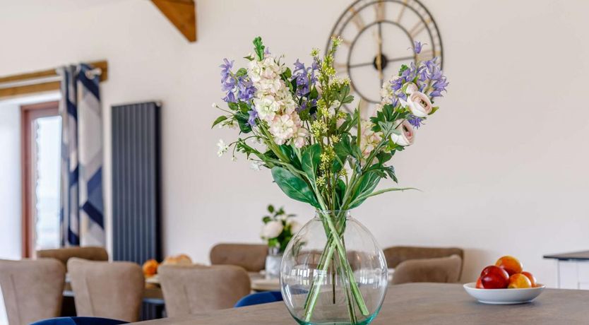 Photo of 4 Bed in Hartland