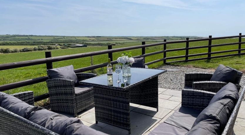 Photo of 4 Bed in Hartland