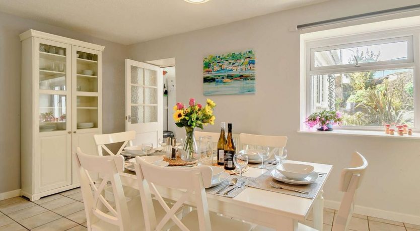 Photo of 3 Bed in Tenby