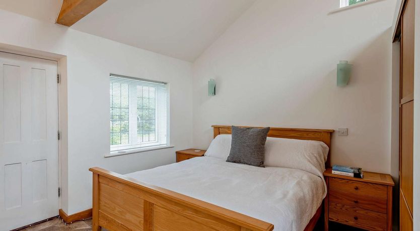 Photo of 1 Bed in Lymington