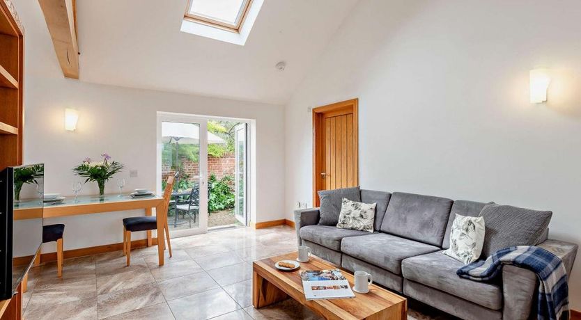 Photo of 1 Bed in Sway