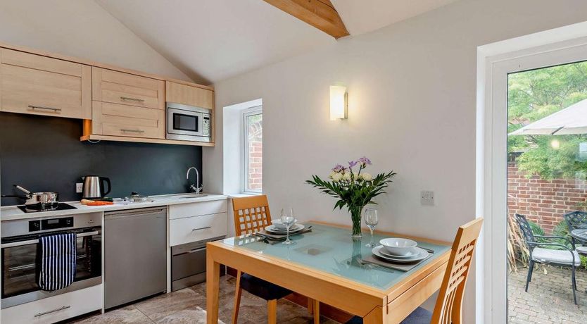 Photo of 1 Bed in Sway