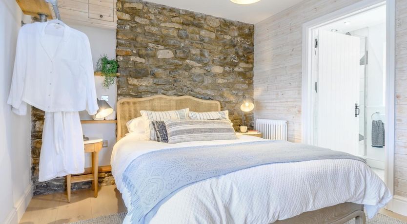 Photo of 2 Bed in Bridgend