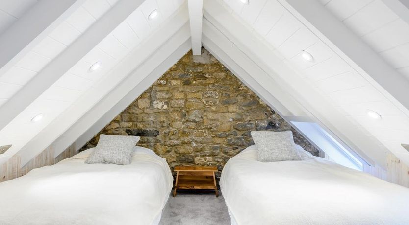 Photo of 2 Bed in Southerndown