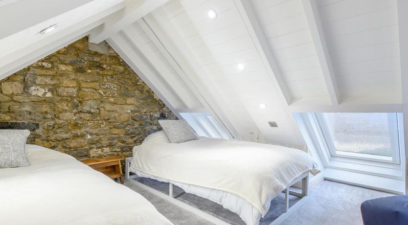 Photo of 2 Bed in Southerndown