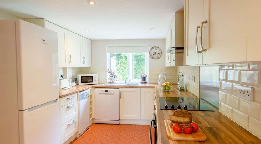 Photo of 2 Bed in Woolsery