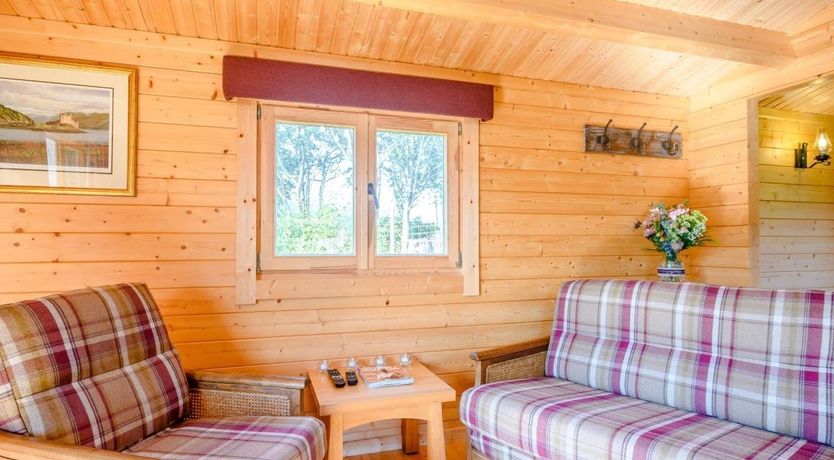 Photo of 1 Bed in Garelochhead