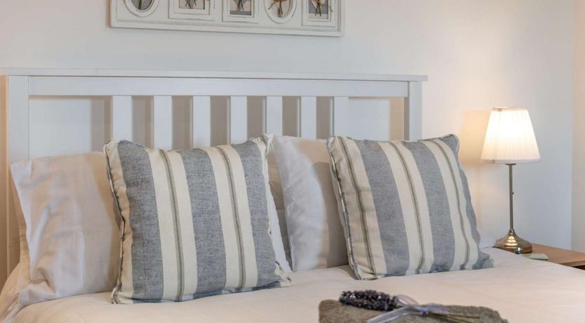 Photo of 1 Bed in Cilgerran