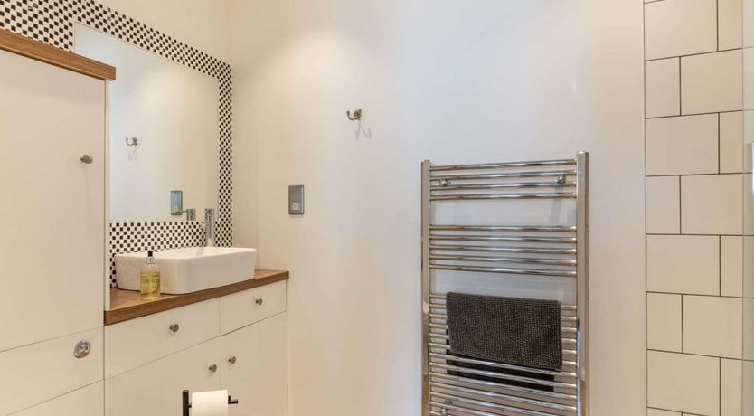 Photo of 1 Bed in Cilgerran