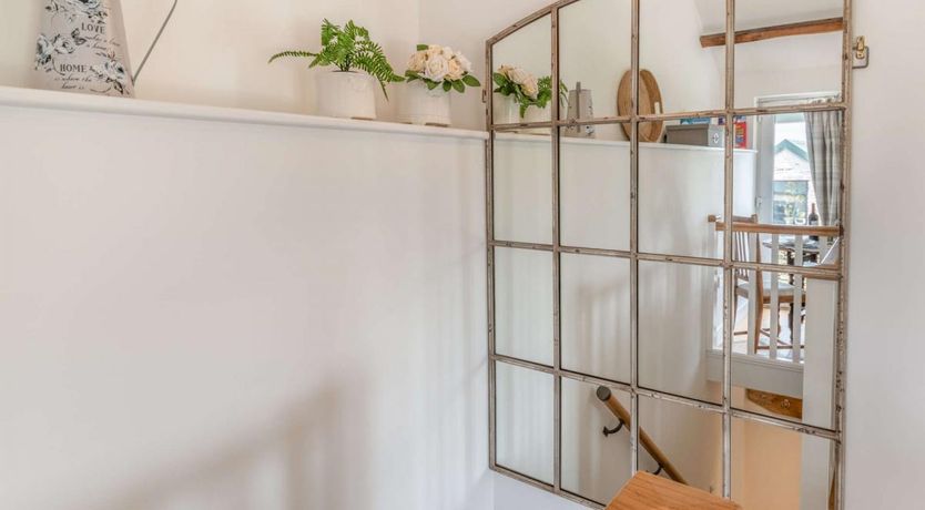 Photo of 1 Bed in Cilgerran