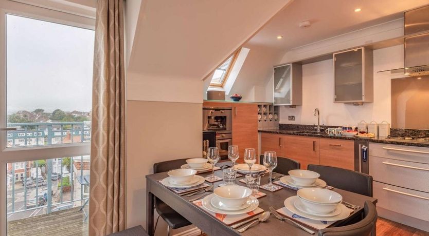 Photo of 3 Bed in Swanage