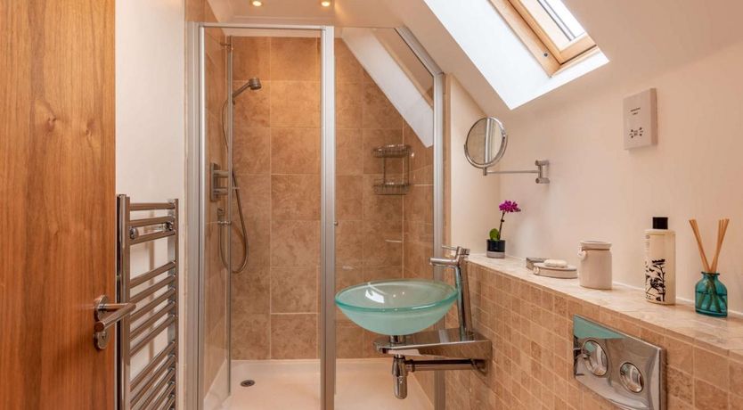 Photo of 3 Bed in Swanage