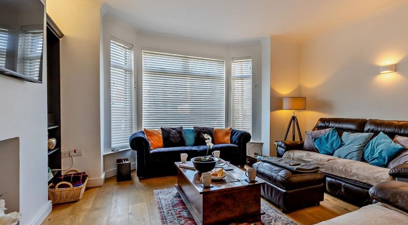 Photo of 5 Bed in Hunstanton