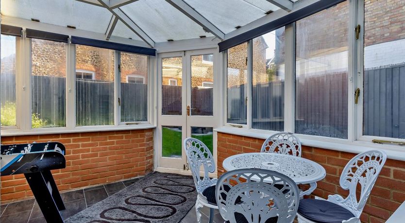 Photo of 5 Bed in Hunstanton