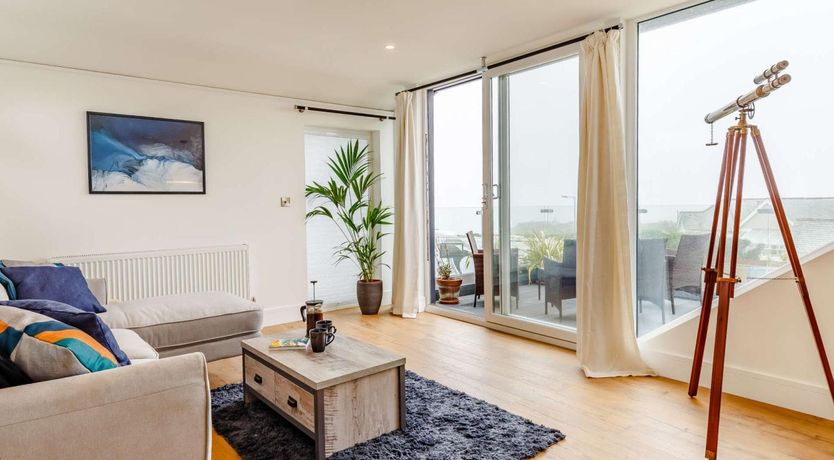 Photo of 4 Bed in Newquay