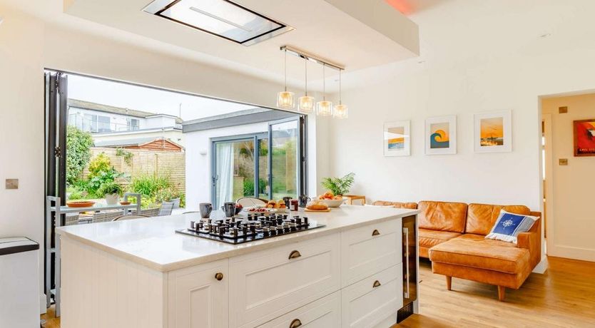 Photo of 4 Bed in Newquay