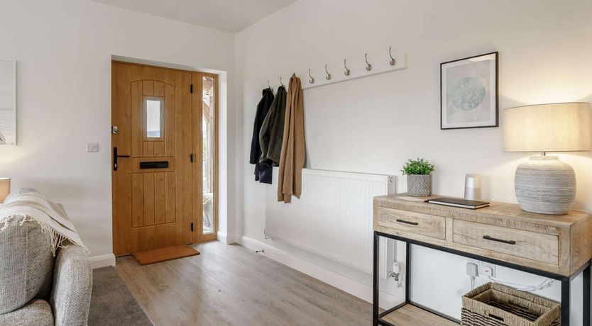 Photo of 2 Bed in Usk-