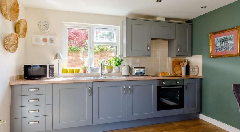 Photo of 2 Bed in Clifton