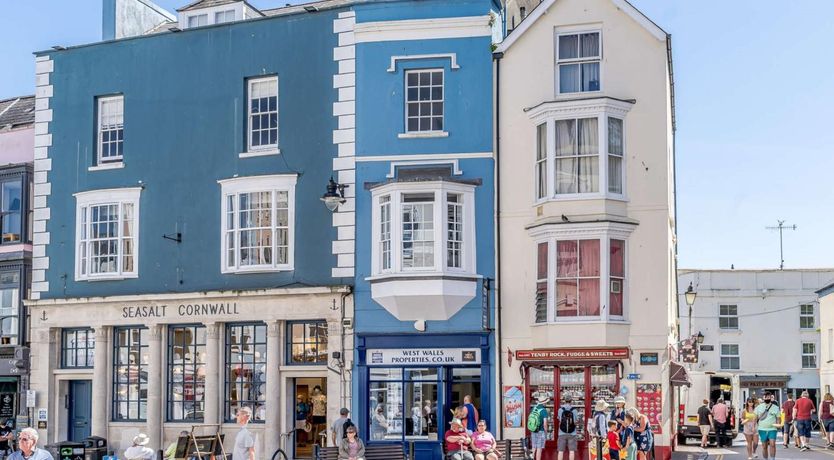 Photo of 1 Bed in Tenby