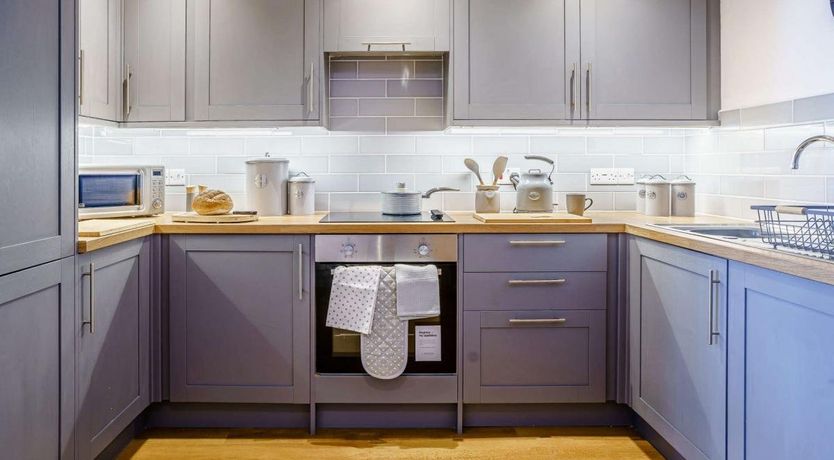 Photo of 1 Bed in Tenby