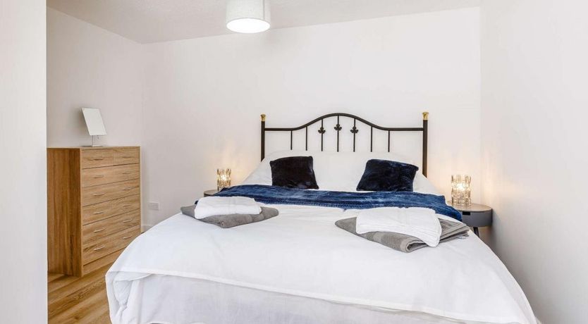 Photo of 2 Bed in Westward Ho