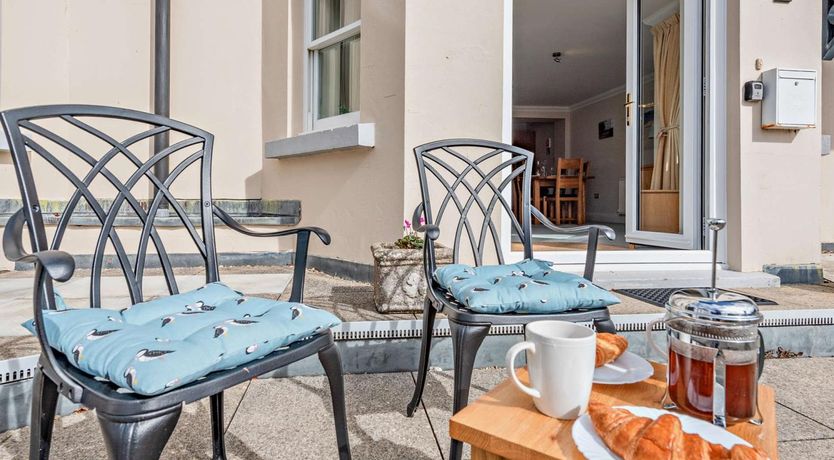 Photo of 2 Bed in Tenby