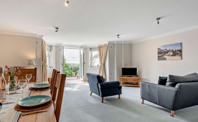 Photo of 2 Bed in Tenby