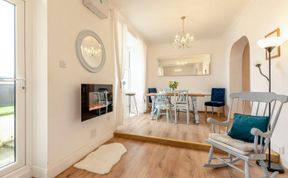 Photo of 2 Bed in Tenby