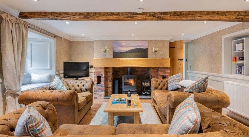 Photo of in Hackthorpe (SZ321)