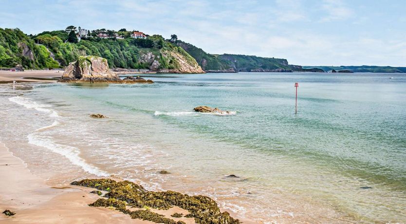 Photo of 2 Bed in Tenby