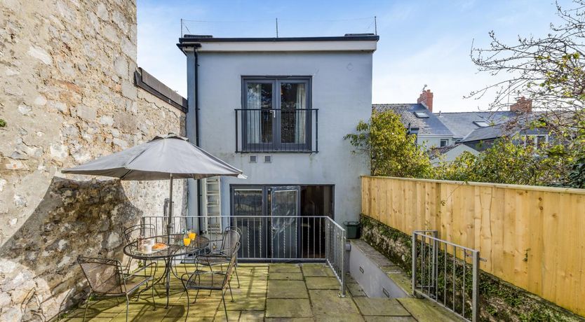 Photo of 5 Bed in Tenby