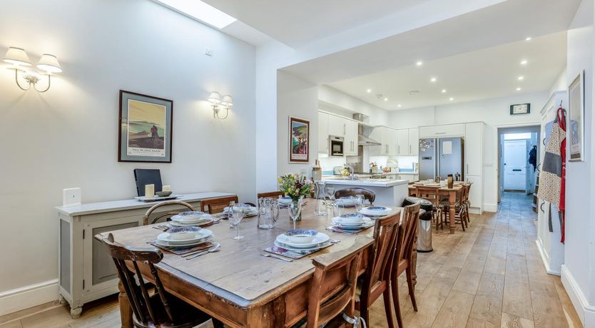 Photo of 5 Bed in Tenby