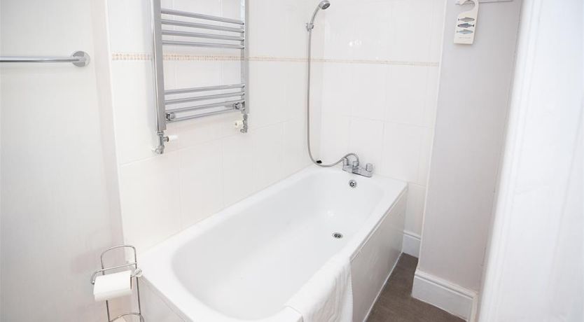 Photo of 5 Bed in Tenby