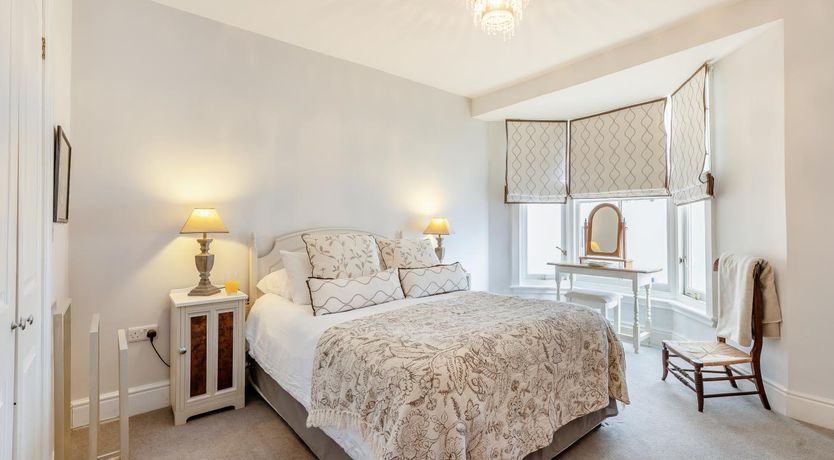 Photo of 5 Bed in Tenby