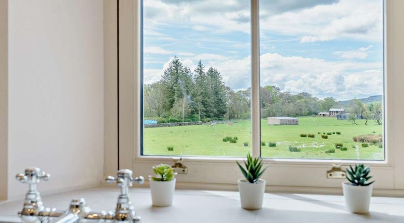 Photo of 4 Bed in West Woodburn