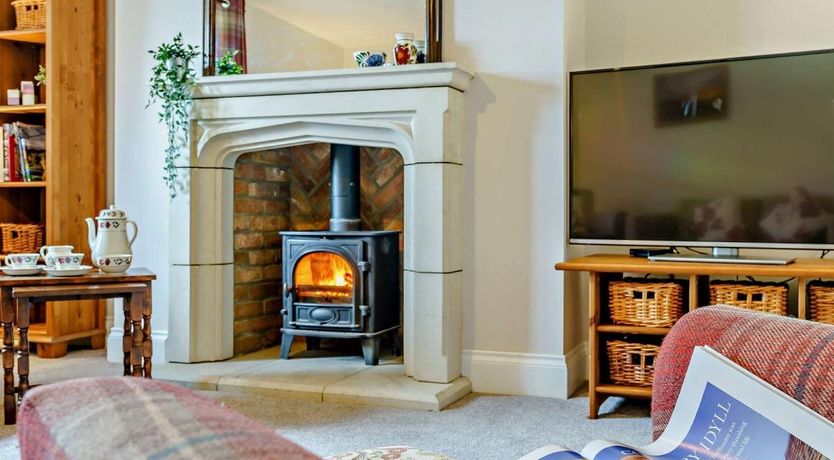 Photo of 4 Bed in West Woodburn