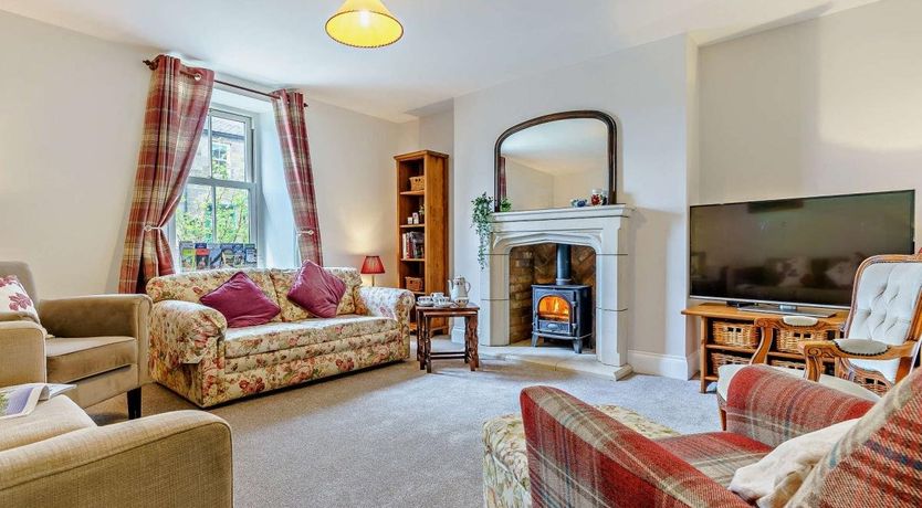 Photo of 4 Bed in West Woodburn